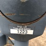 Broken Parking Meter at 1367–1371 Beacon St