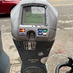 Broken Parking Meter at 42.333N 71.119W