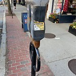 Broken Parking Meter at 42.332N 71.118W