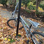 Abandoned Bike at 66–198 Blake Rd