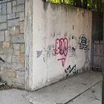 Graffiti at 30 Station St