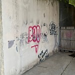 Graffiti at 30 Station St