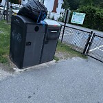 Trash/Recycling at 141–143 Eliot St