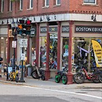 Sidewalk Obstruction at Washington St @ Harvard St