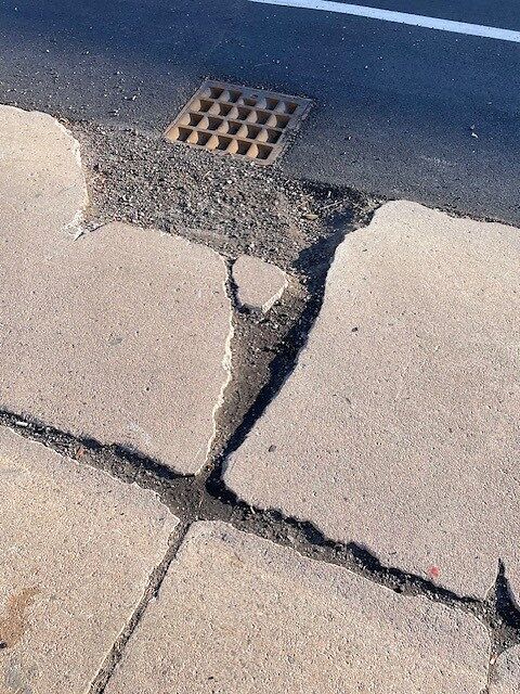 303boylstonst_sidewalk