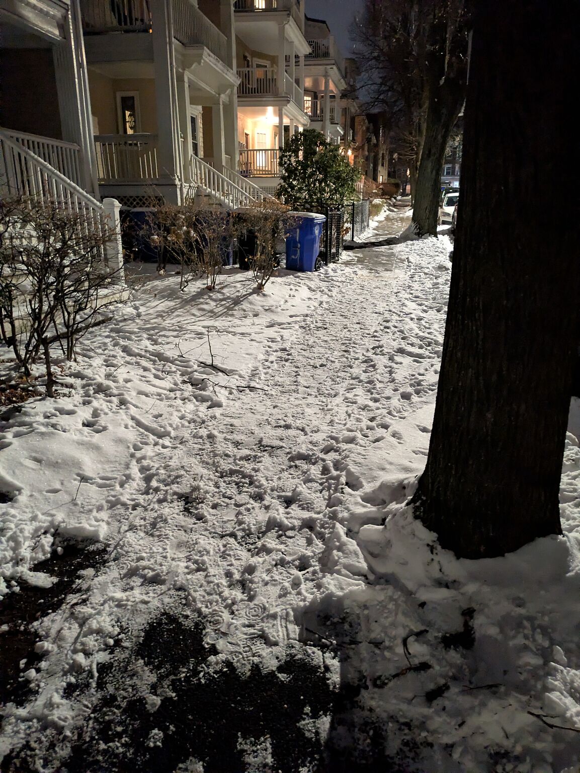 Pxl_20251228_231017277.mp